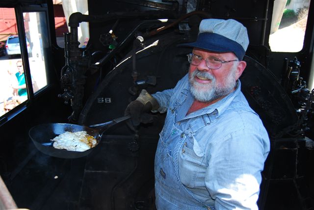 Flagg Coal cooking 0.JPG