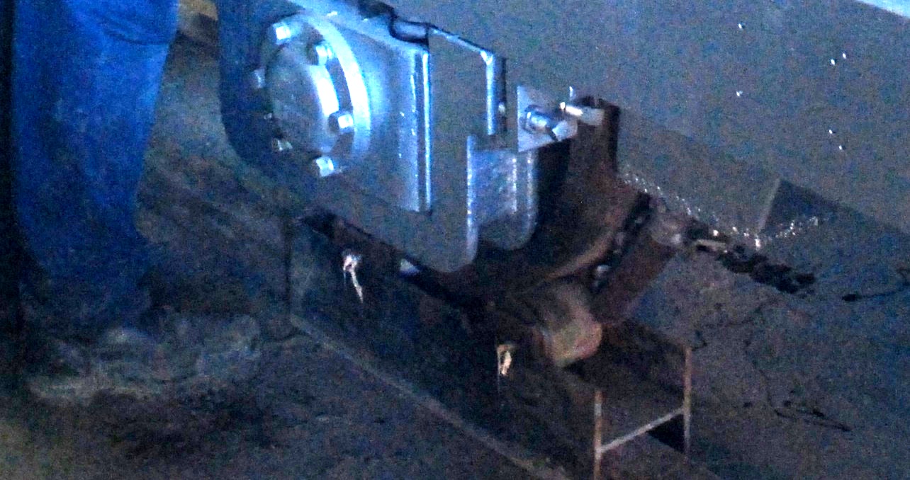 29 ROLLER UNDER WHEEL.jpg
