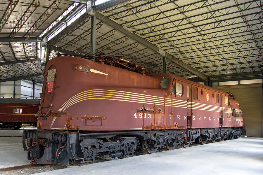 Altoona GG1 4913 LR.jpg