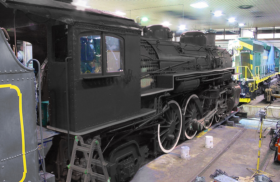 RN 425 Black LR 130829.jpg