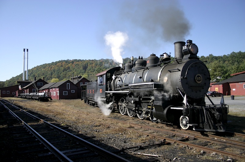15coachtrack800x531.jpg