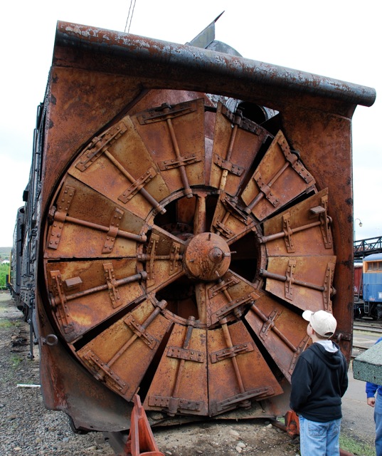 LIRR Rotary Plow Front 05-15-11 .jpg