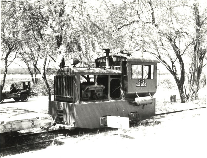 Uzoff - Midwest Locomotive, Mack Wills Collection (3).jpg