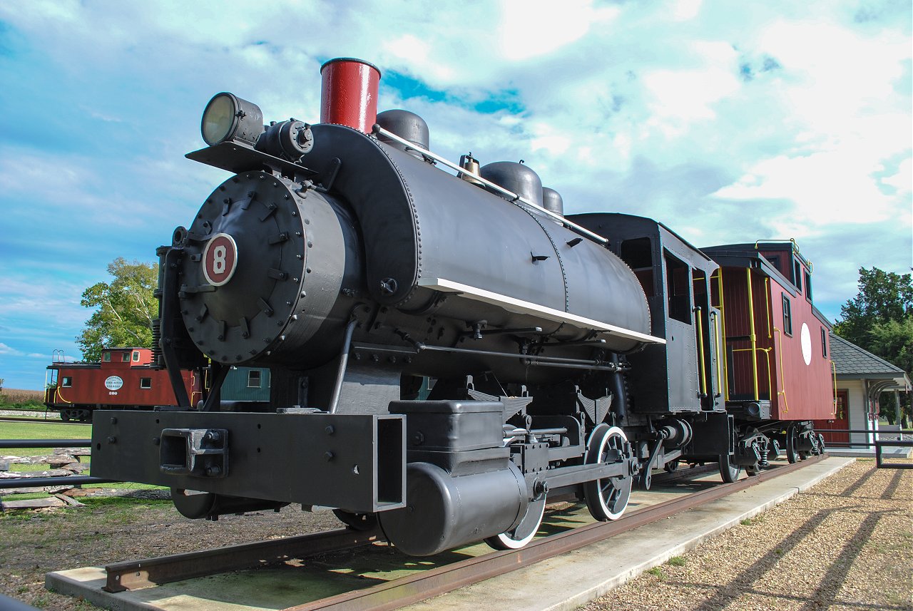 Tredegar Iron Works, Richmond, VA. Owned by Carroll Lee Walker_0-4-0T_No.8_Shot2_LesterManorVA_14Sept2014.jpg