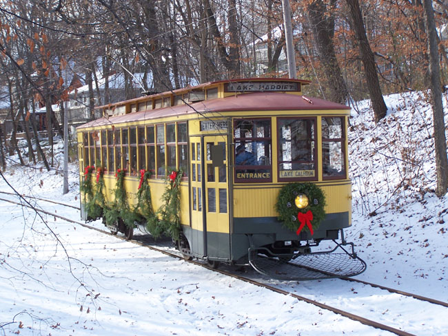 TCRT 1300 Holly Trolley.jpg