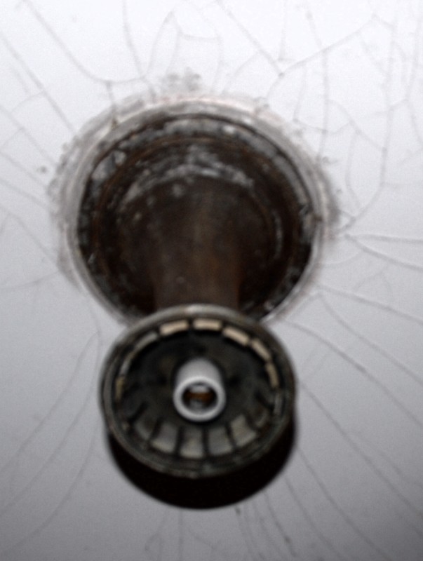 Fixture without globe.jpg