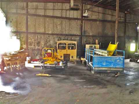 BigBarn-speeders-store-Clay-Saren-sm.jpg