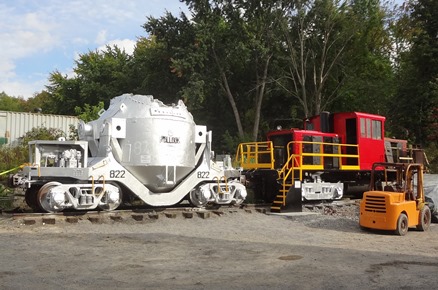 Hot Metal train small.jpg