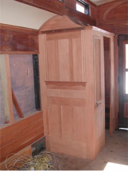 Women's end saloon.